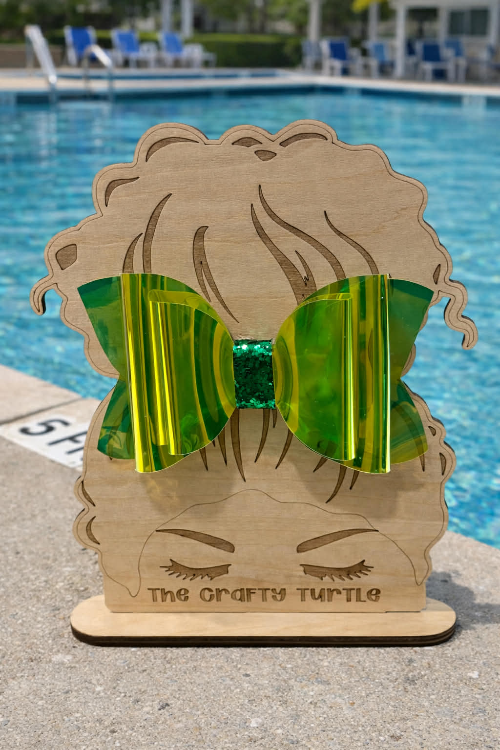 Green Pool Bow