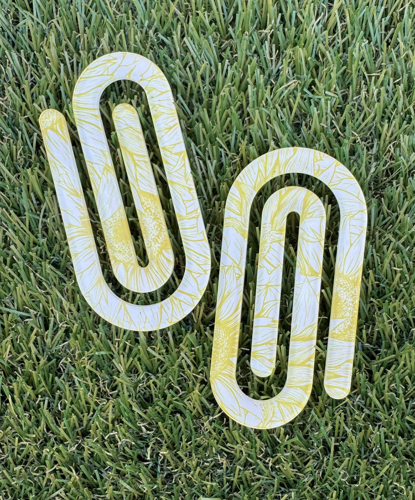 Jumbo Paper Clips