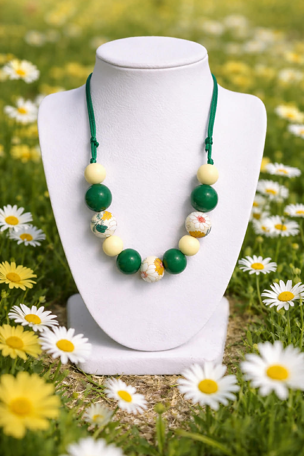 Green Floral Bubblegum Necklace